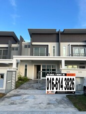 Bandar Springhill Aurora double storey terrace facing playground brand new subsale for sale