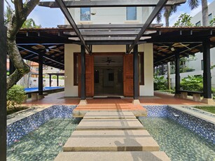Bukit Gita Bayu @ Seri Kembangan, Bungalow House for Sale (with Swimming Pool)