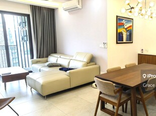 Cozy Furnished Unit With Amazing City View