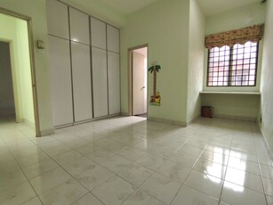 Double Storey Terrace Intermediate (Anggun 1) Seksyen U10 Alam Budiman Shah Alam