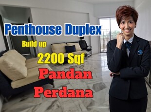 Freehold Penthouse Duplex Unit with 2200sf for Sale