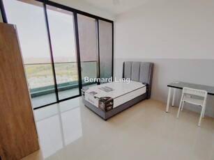 Fully Furnished Middle Room With Balcony at Evoke Residence for Rent