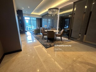 Grand & Luxury: Ritz Carlton @ KLCC