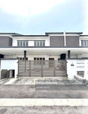 Klebang Double Storey House For Rent