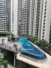 Lovely Pool-View Condo with 4 Bedrooms & Top Range Facilities