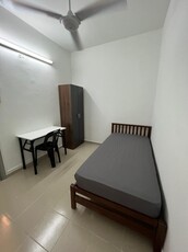 My place Fully Furniture Medium Room For Rent Nearby LRT
