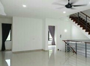 Partial Furnished 3 Storey Cypress Park Residence Sunway Eastwood