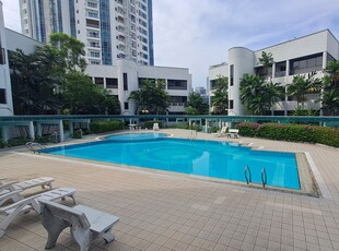 Penthouse at Bangsar Heights, Bangsar Kuala Lumpur for sale with Great Views of the City