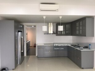Seri Riana Residence 4r3cp, partial furnished