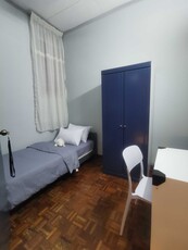 [Female Unit] Single Room at Bandar Kinrara 4, Puchong Landed House with Zero Deposit