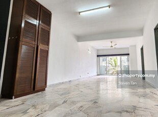 Sri Tanjung Apartment 2nd Floor for Sale 365k Facing Pool Puchong Jaya