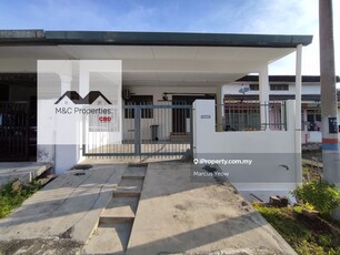 Taman Jayamas Semi Furnished Fully Extended 1 Storey Terraced For Rent