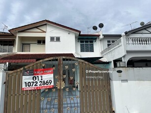 Templer Partial Furnished Double Storey For Rent