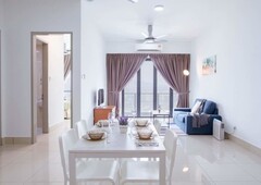 230K Freehold condo | 4 person living | Neighbour city by Damansara developer