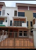 2.5 Storey Terrace (Sinar 2) Bukit Saujana, Saujana Utama Sg Buloh for Sale