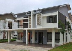 4 Bedroom House for sale in Selangor