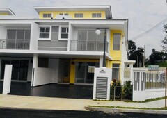 4 Bedroom House for sale in Selangor