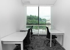 All-inclusive access to professional office space for 2 persons in Regus Suria Sabah