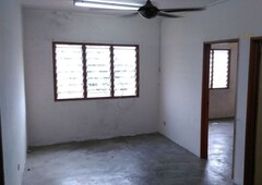 Basic unit at Seri Damai apartment, Saujana Puchong
