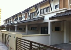 [BELOW MARKET] 3 Storey Casa Residence, Bandar Mahkota Cheras For Sale