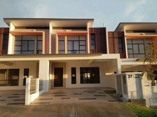 [BELOW MARKET PRICE] Double Storey Freehold