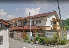 [BELOW MARKET] Serdang Height Townhouse Upper Unit For Sale