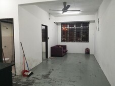 Ehsan Jaya Shop Apartment 3rooms For Rent