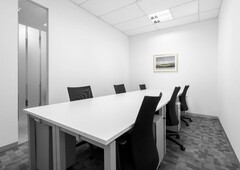 Find office space in Regus Brunsfield Oasis Tower for 4 persons with everything taken care of