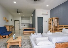Freehold !! RM 250K?0% D/P?KL South AirBnB @ Confirm Tenant