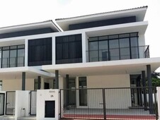 [ Gated & Guarded & Nearby Highway] 20 X 70 Freehold 2-STOREY