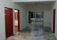 Ground floor basic Beringin apartment, Bandar Puteri Puchong