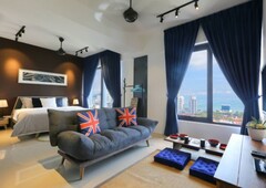 INVESTMENT NEW TOWNSHIP CONDO !!HIGH RENTAL LOW DENSITY !!EVERY MOTHLY GET EXTRA RM 2000 PASSIVE INCOME!!