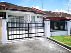 Landed House For Rent at Johor Bahru, Taman Puteri Wangsa (New Renovated Designer Suite: 3bed +2bath)