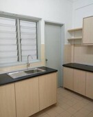Level 4 & Good Condition Sri Ara Apartment @ Kota Damansara for Sale
