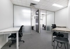 Move into ready-to-use open plan office space for 15 persons in Regus KL Sentral