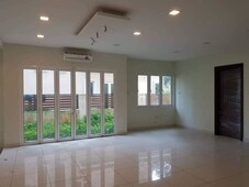 Newly Completed & Brand New3 Storey Bungalow in Bt 13, Kg Melayu Sg Buloh