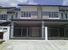 Nice! Nice! Nice! Double storey superlink limited unit! First come first serve