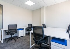 Open plan office space for 10 persons in Regus Metrasquare
