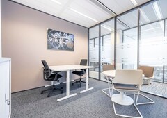 Private office space tailored to your business? unique needs in Regus Metrasquare