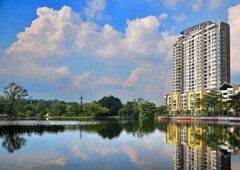 Puchong Special luxurious resort lifestyle living Residential Condo with Lakeside&5starClubhouse
