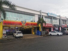 Puncak Jalil 2 Storey Shop for Sale in Seri Kembangan Facing Road