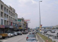 Pusat Bandar Puchong Shop Apartment near train station for Rent