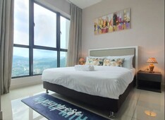 [Rooftop Infinity Pool Facing KLCC] Private link bridge to KL CITY @ Free all legal fee