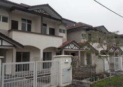 Rumah Teres 2 Tgkt Di Alam Perdana, Puncak Alam Untuk Dijual