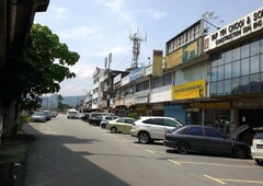 Shop lot facing main road, Kampung Dato Lee Kim Sai