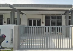 Single Storey Terrace in Tmn Sri Impian Seksyen 30 Jln Kebun Shah Alam for Sale