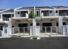 STRATEGIC AREA CENTRE OF TOWNSHIP !! BOOKING RM500 ONLY