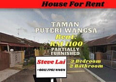 Taman Puteri Wangsa/Single Storey/3 Bedroom/For Rent Rm 1100