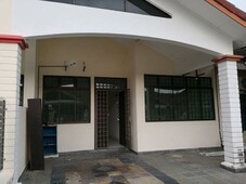 Taman Sutera,Perling 1-Storey house Good Condition