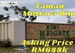 ??? #TamanMutiaraRini 2Storey Terrace Only RM688k?